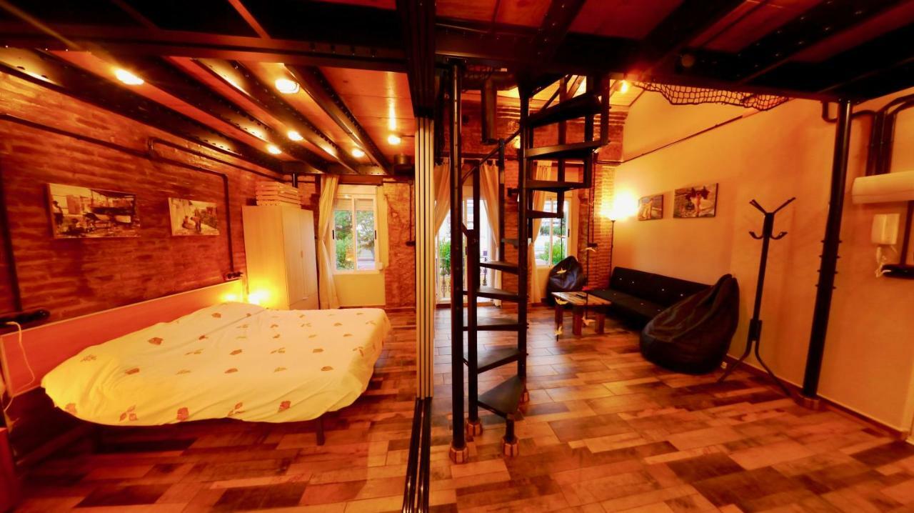 Old Fisherman'S House In Malvarrosa Beach Valence Extérieur photo